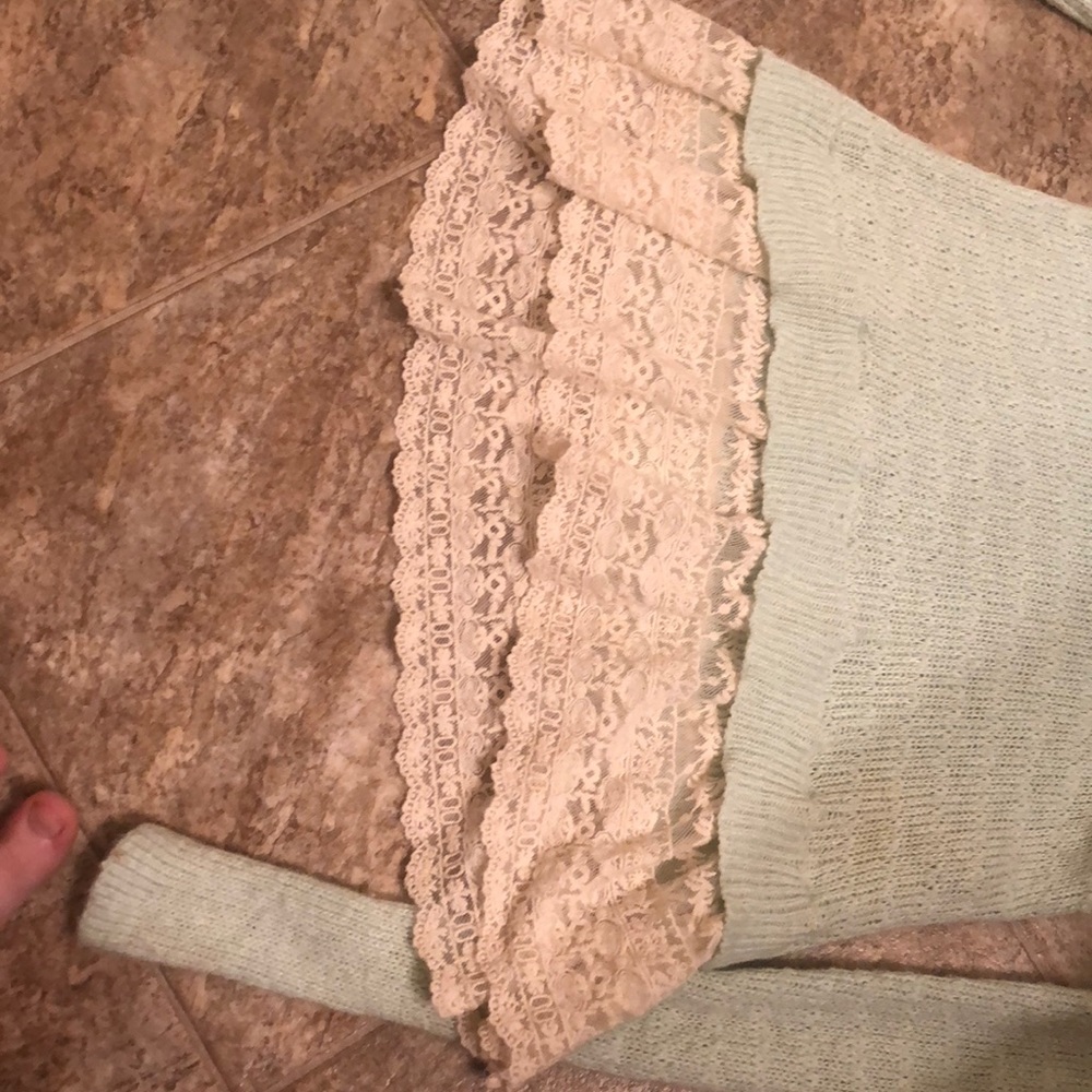 Sweater - Picture 3 of 3